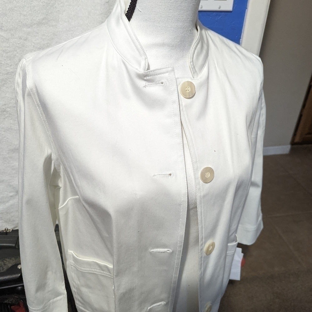 Liz Claiborne White Long Sleeve Jacket